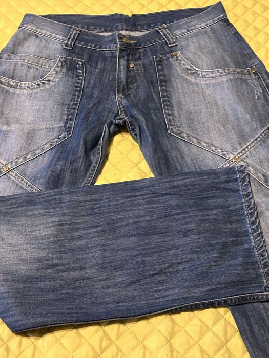 Blugi pentru barbati