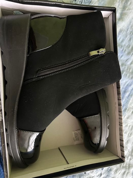 Дамски боти . Състояние :нови