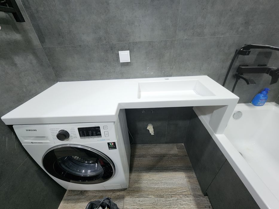 Умывальник из искусственного камня