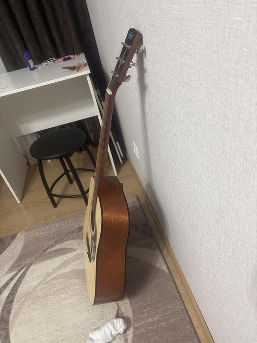 Гитара AD810 OP новая, белая