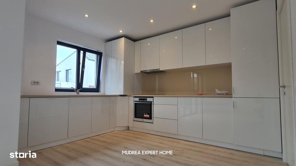 Nou | Casa Superba | 5 camere | Tunari