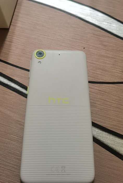 HTC  Desire  650