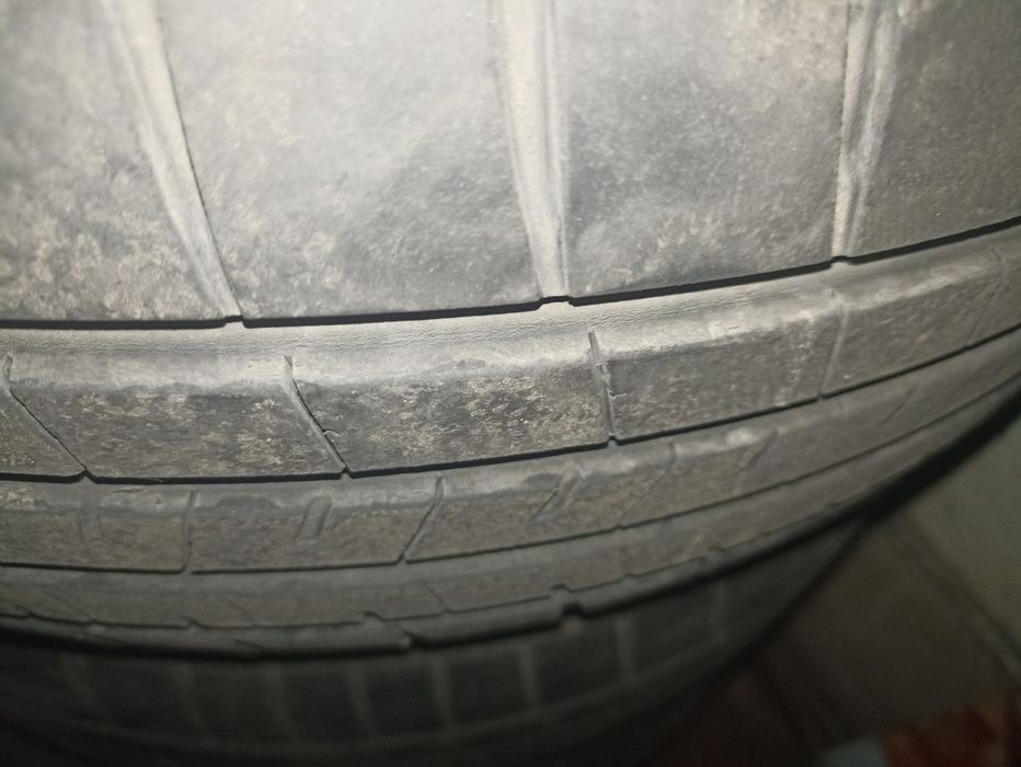 продам летние покрышки