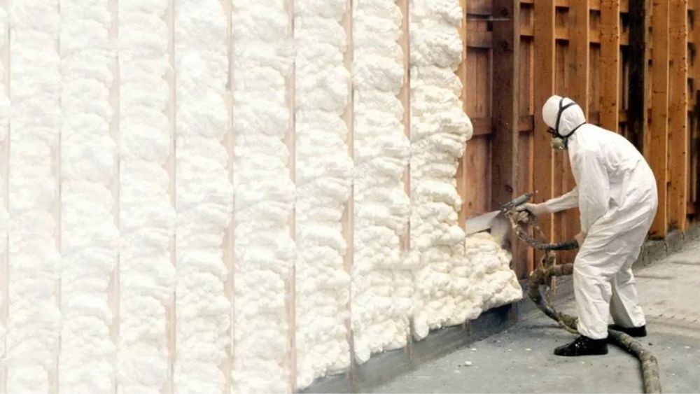 Теплоизоляция пенополиуретаном (ППУ) Пена сепиш хизмати PPU Pena sepis