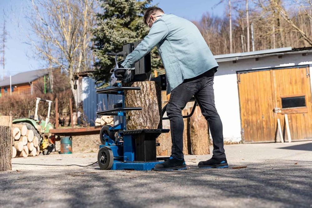 Despicator de lemne   7t 10t  12t 15t 18t 20t 30t 40t