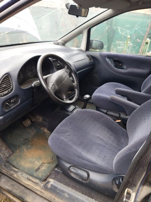 Продавам Vw SHARAN 1.9TDI 116 коня, на  части!