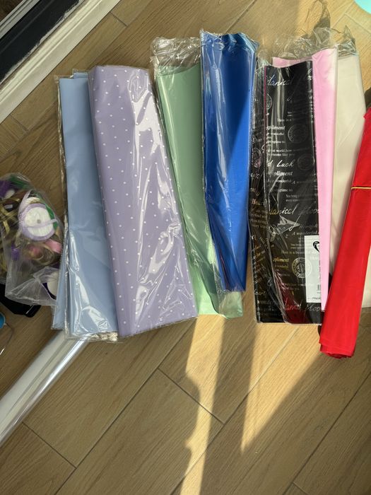 Продам стол книжка