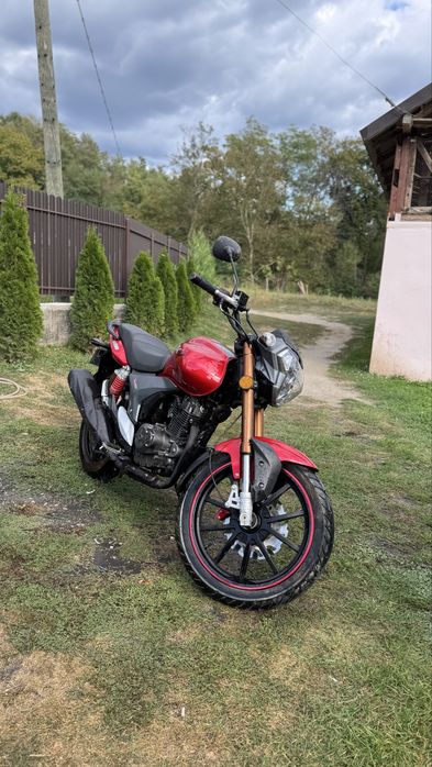 Motocicleta keeway rkv de 125 cc, 3.000 de kilometri reali, toate actele inregula.