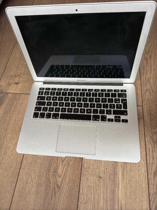 schimb Macbook Air 13-inch cu NAS Synology sau telefon + diferenta