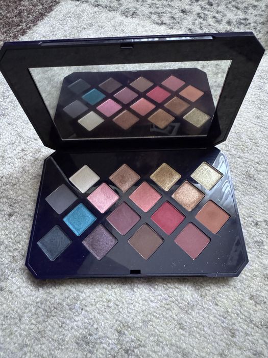 Голям козметичен лот / Гримове (Fenty Beauty, MAC, Sheglam, NYX и др.)