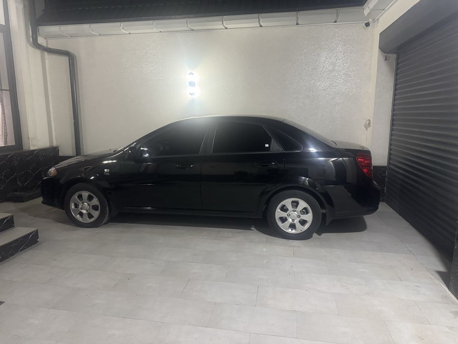 жентра 23 года сам покупал с салона в идиальном состояние.