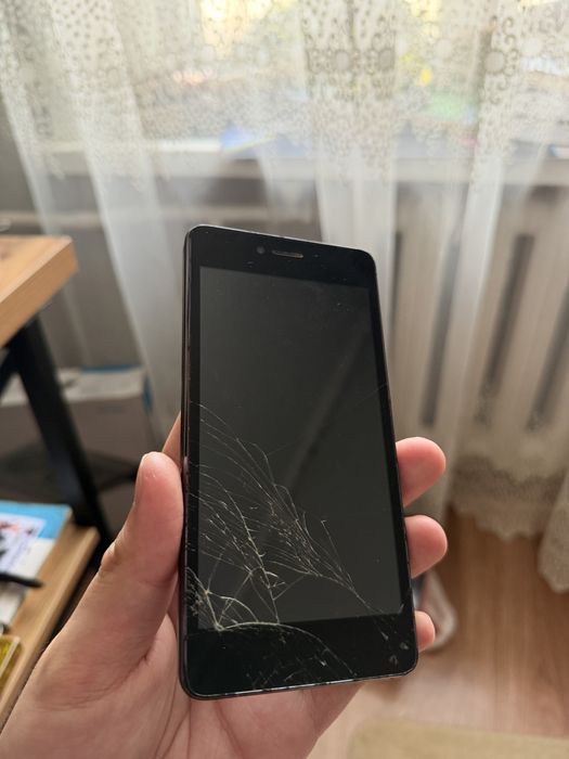 Планшет и телефон