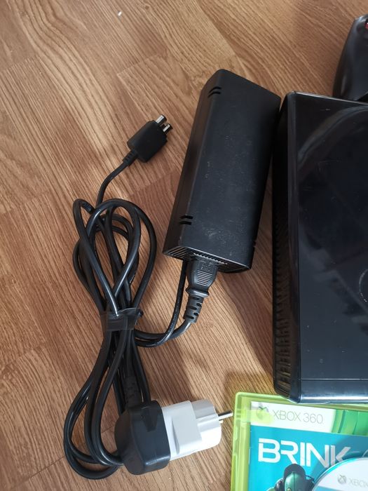 Игра Xbox 360 slim
