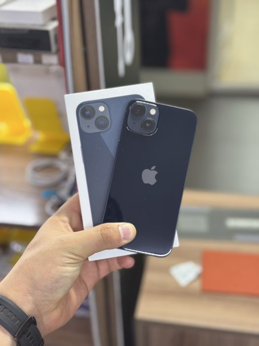 iPhone 13 / 128Gb / 86% / без ремонта / прлный комплект