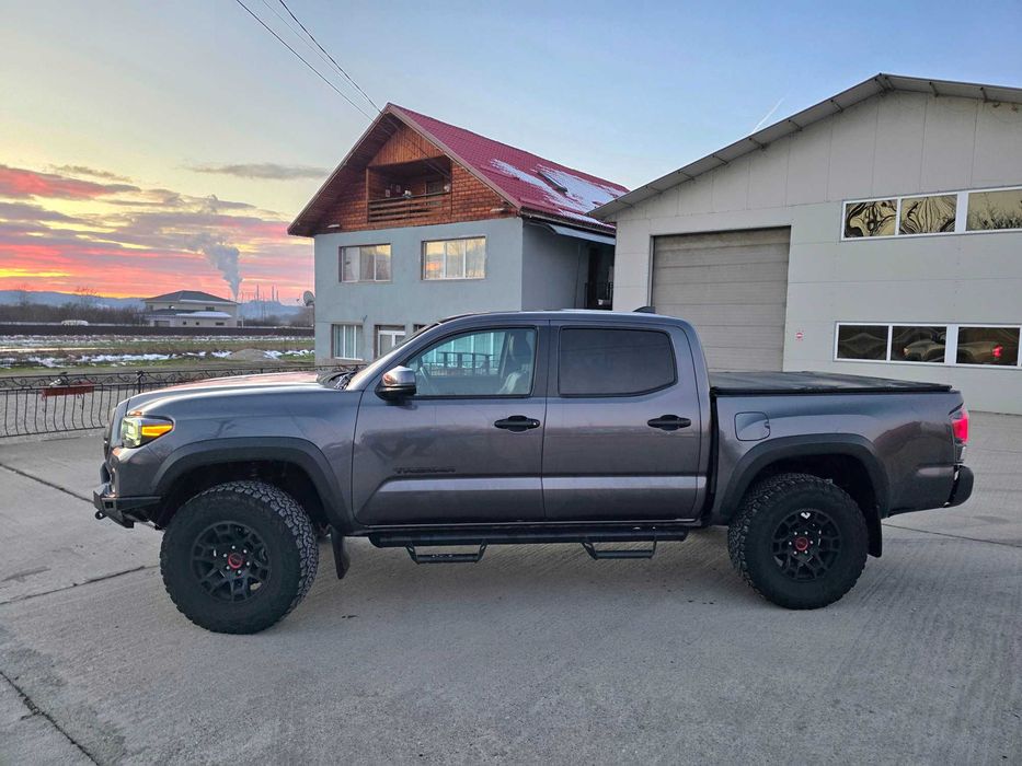 TOYOTA Tacoma 2021 — imagine 2
