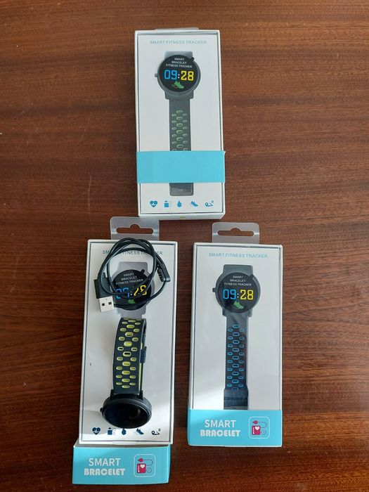 Смарт часовник нов