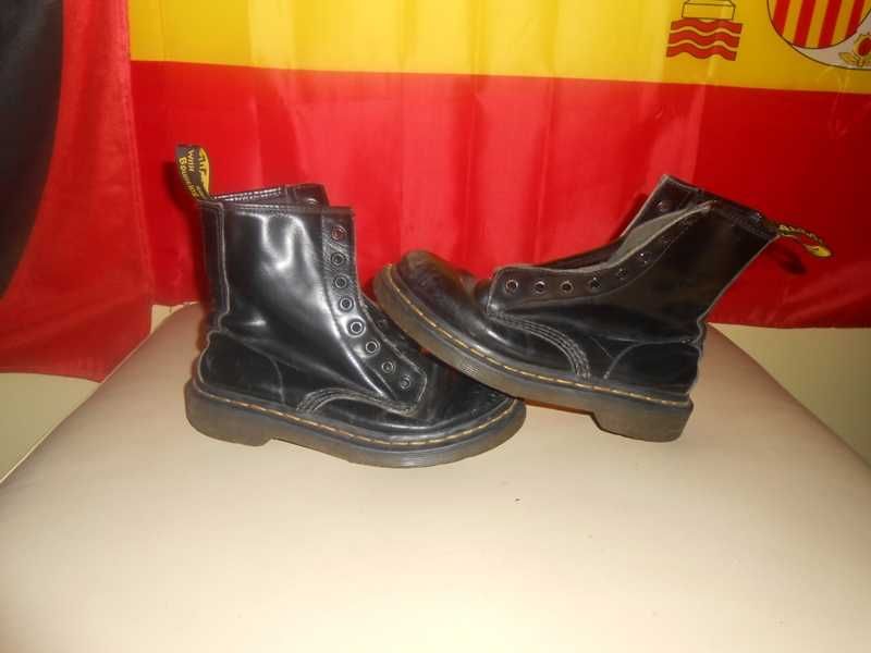 bocanci boots punk rock retro vintage Dr Martens dame size uk 4 EU 36