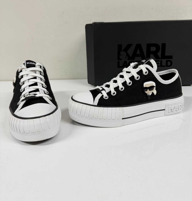Karl Lagerfeld Ikon Kampus Max