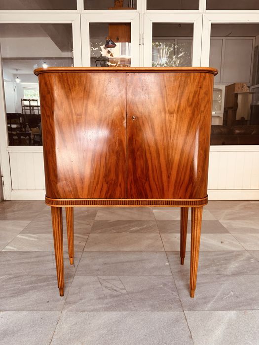 Шведски винтидж бар шкаф / Cocktail Cabinet, 1950-те, орехов фурнир