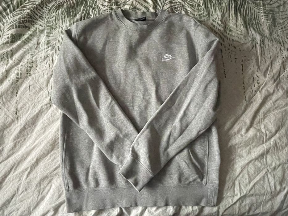 Pulover nike.