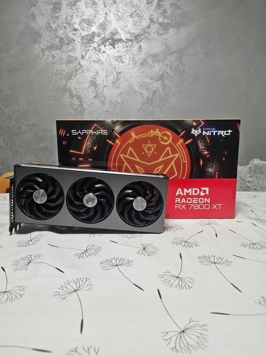 Видео карта AMD Radeon RX 7800XT 16GB Sapphire Nitro+
