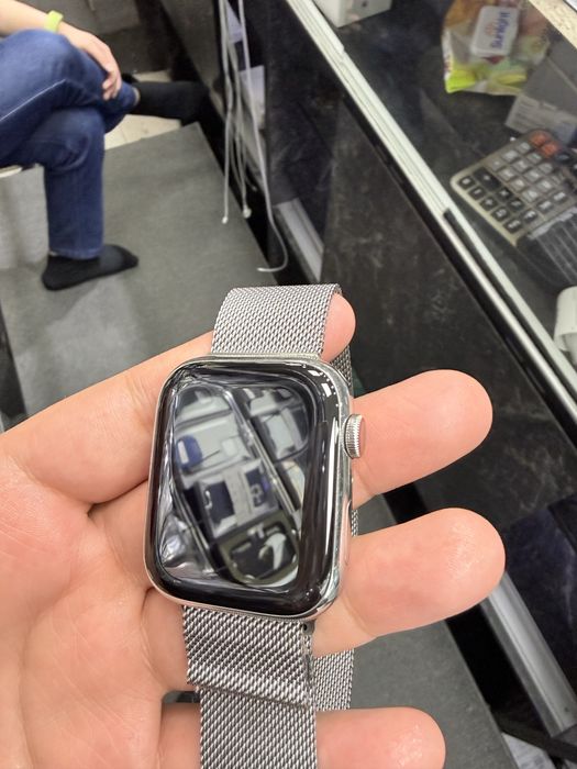 Apple watch series 7/45 silver titanium