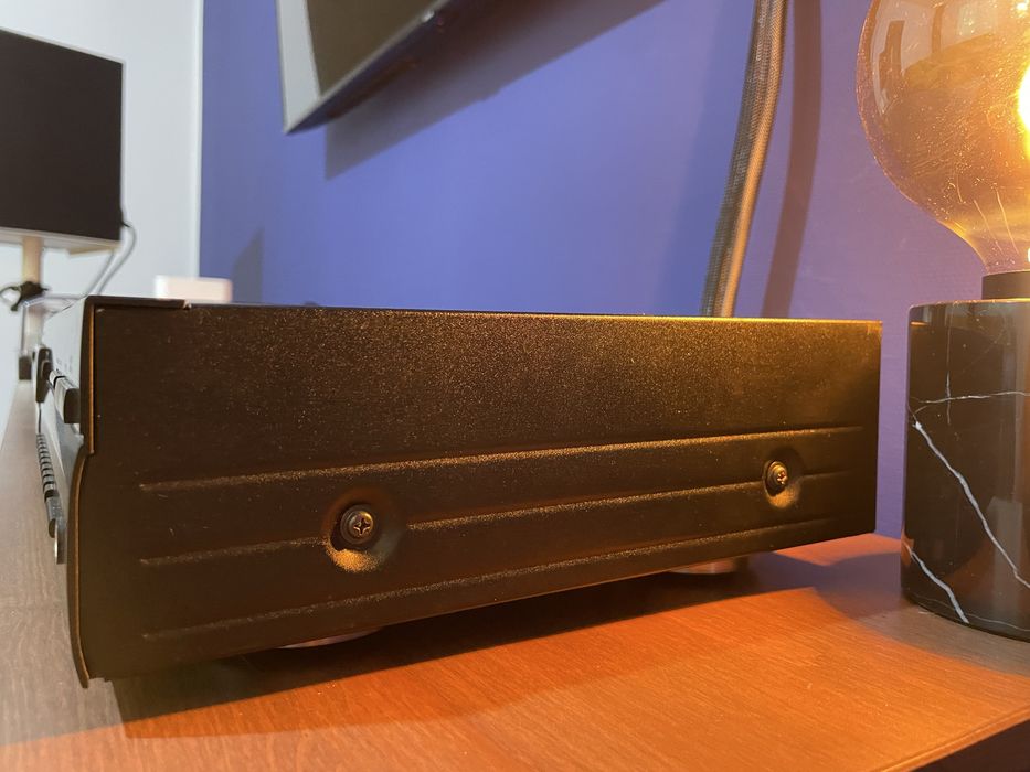 CD Player Yamaha CDX 480 Cititi descrierea!