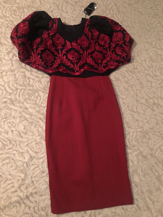 Продам платья