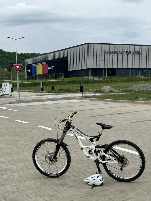Specialized demo 8.1