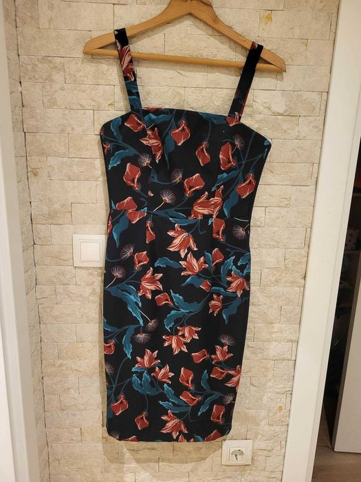 уникална рокля BSB