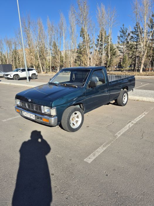 Ниссан пикап продам