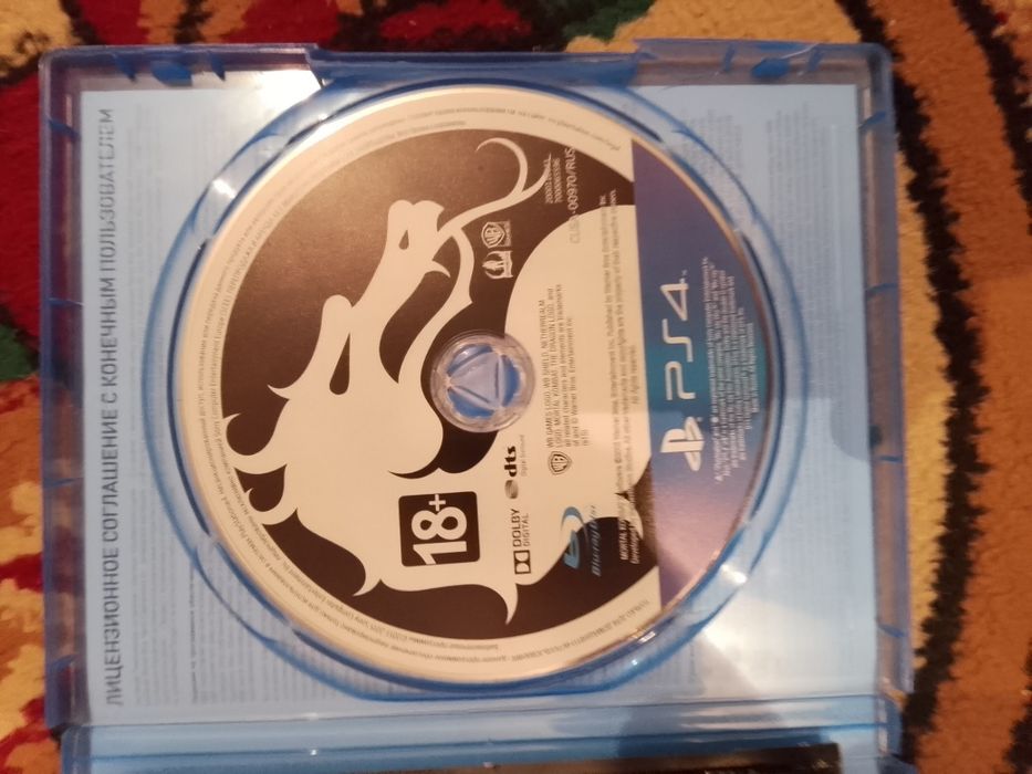 Продаю не прошитую ps4 за 55 000
