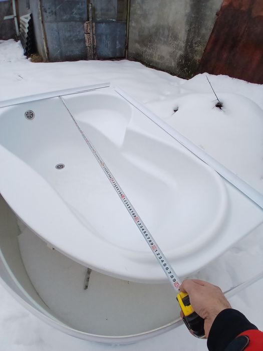 Cada de baie pe colt140 x80
