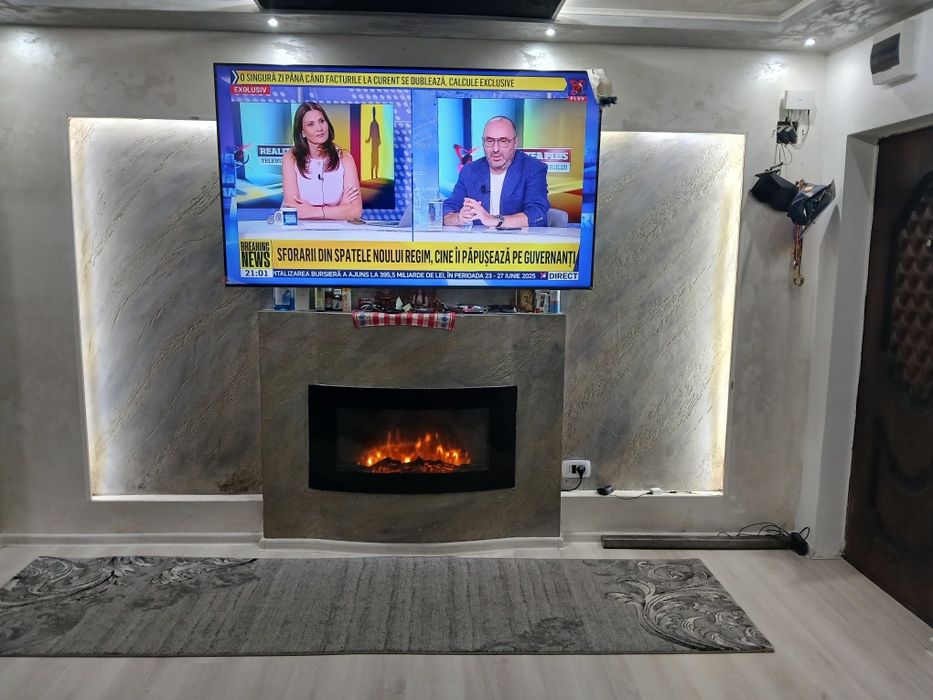 Vând apartament la cheie