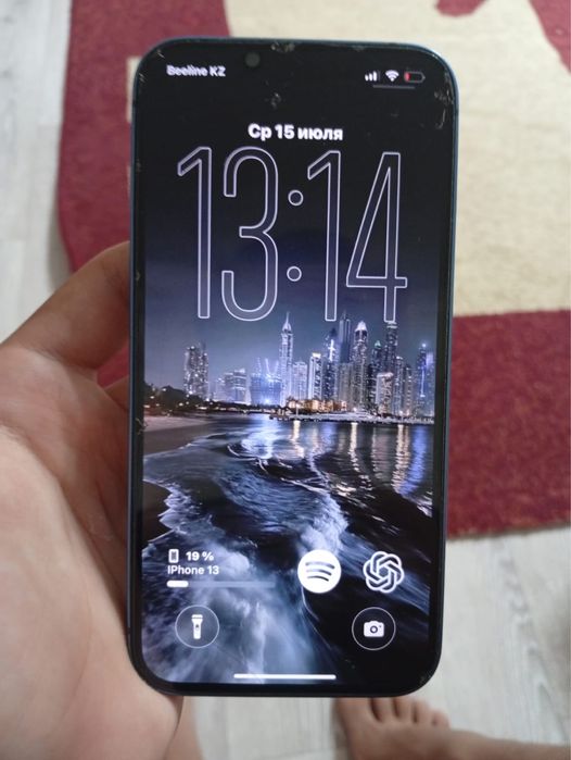 IPhone 13 в хорошем состоянии
