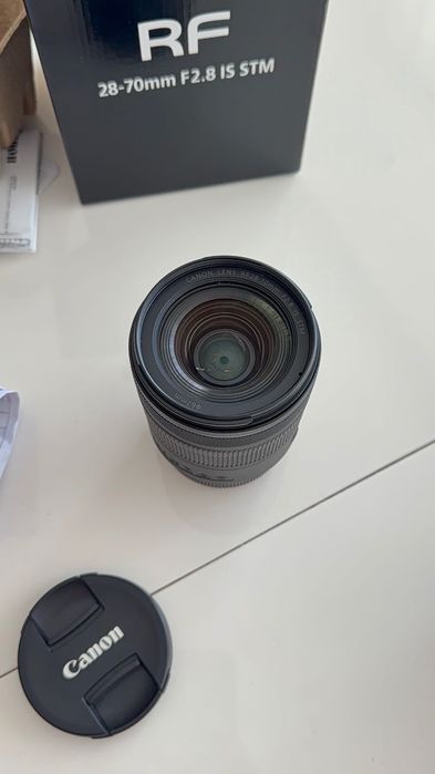 Обектив Canon RF 28-70 f2.8 IS STM в гаранция