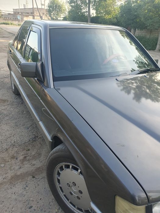 Мерседес-бенс 190