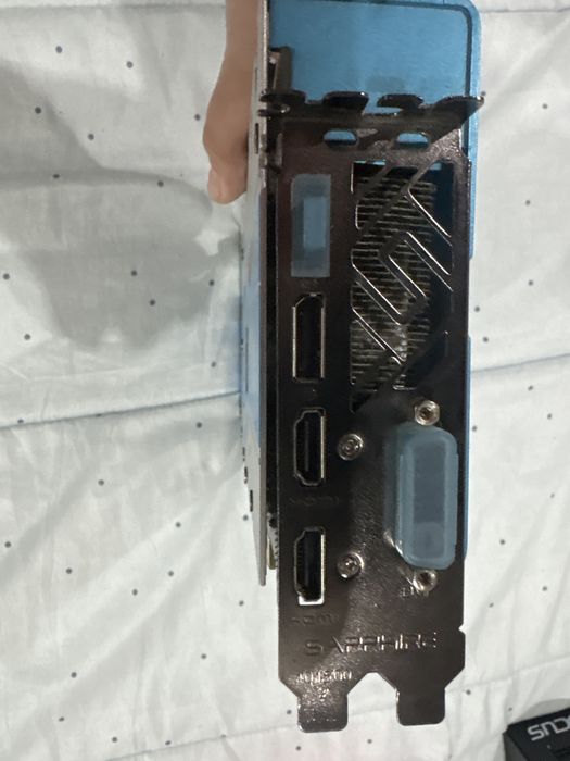 Видео корта RX590 Sapphire special edition 8Gb