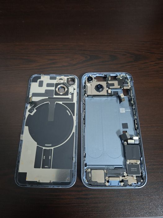 Iphone 14 на части