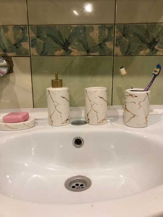 Керамический набор для ванной комнаты