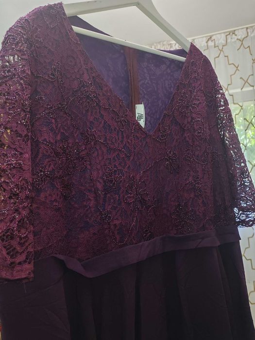 Rochie visinie eleganta din voal si dantela marimea 58