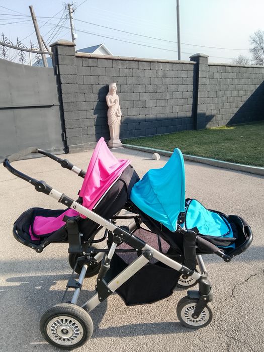 Коляска для двойни или погодки