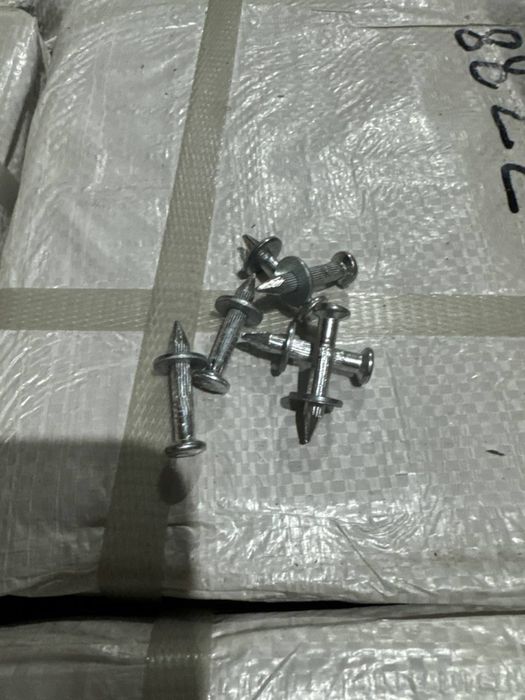 Мех,куйган симлар,саморезлар,чупиклар,дюбел,mix,samorez,dyubel,optom