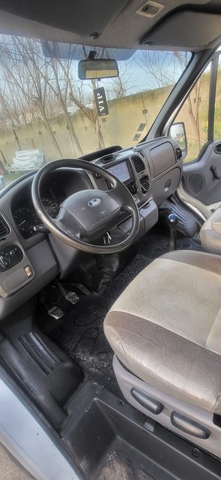 Ford transit 8+1
