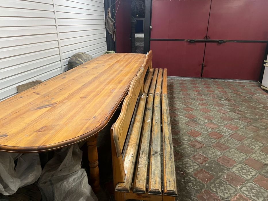Стол деревянный из дуба, со стульями