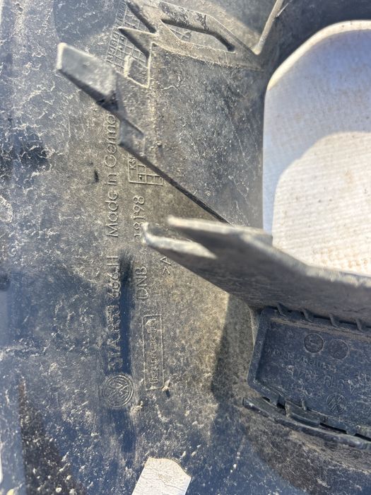 Дефлектор за предна броня VW Touran16’-21’