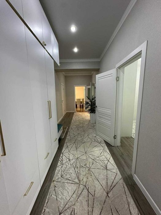 Продам 3х комн Батыс ЖК Альтаир