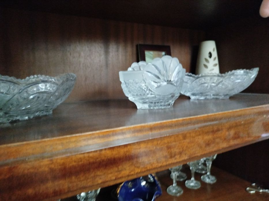 Продается хрустальные вазы