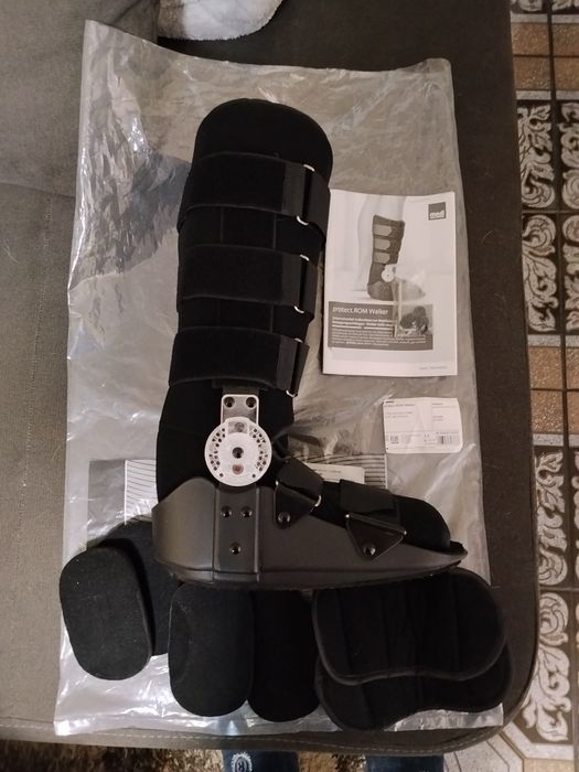 Ортопедичен ботуш с градуси