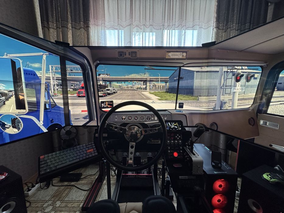 Продам triple screen (тройной экран) для кокпита